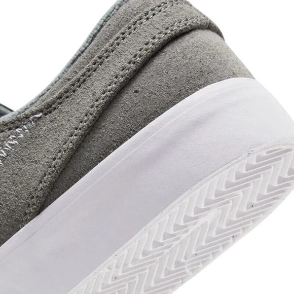 Nike SB Zoom Stefan Janoski Mens Size 7.5 Suede Gray Flyleather RM CI3836 002 main image 5